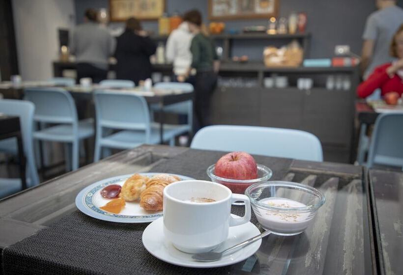 هتل Ideal City Walk