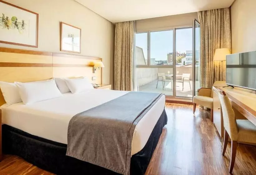 هتل Ilunion Alcalá Norte