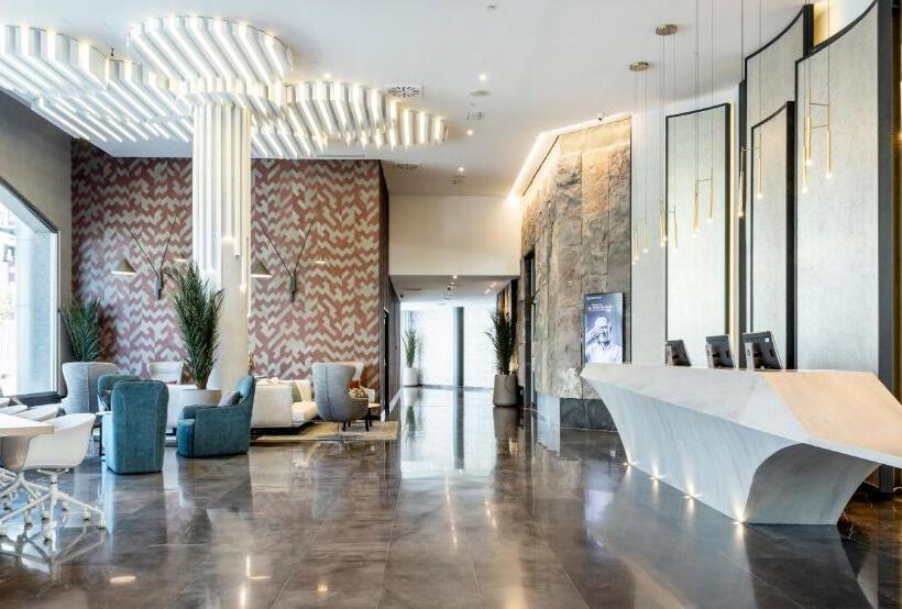 Hotell Ilunion Alcalá Norte