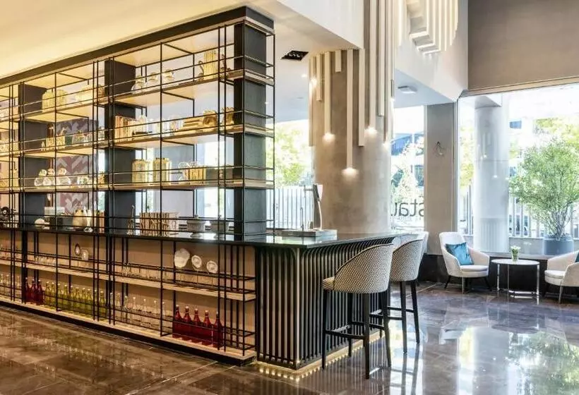 هتل Ilunion Alcalá Norte