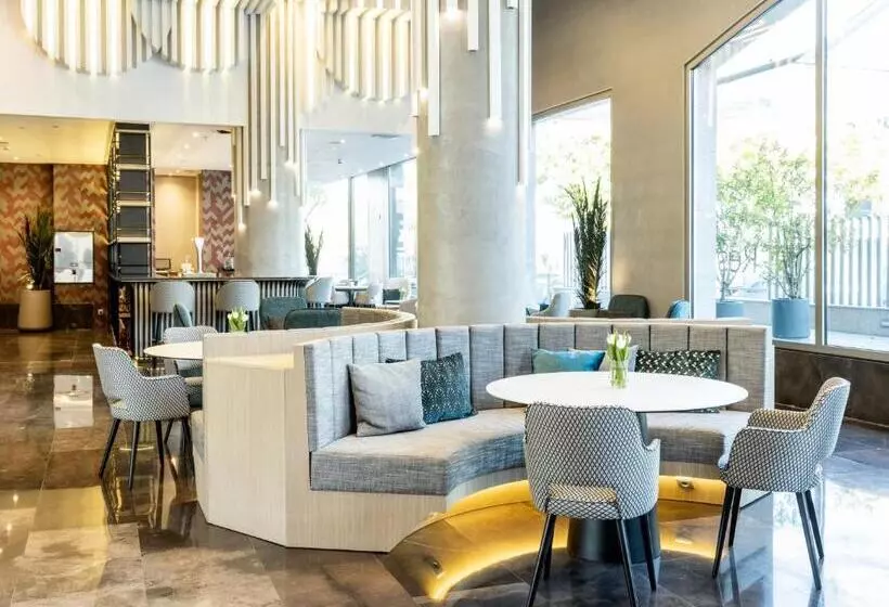 هتل Ilunion Alcalá Norte