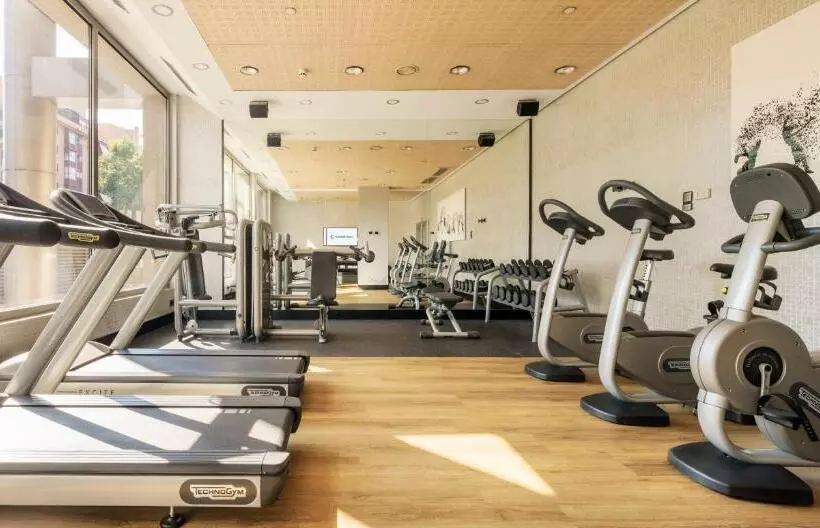 هتل Ilunion Alcalá Norte