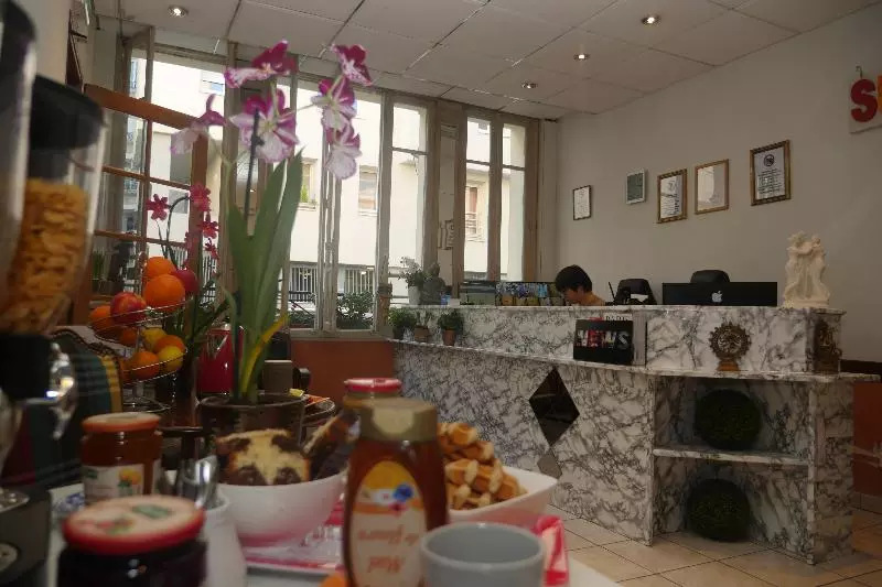 ホテル Novex Paris