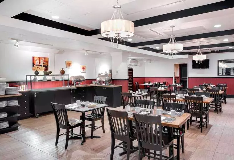 호텔 Ramada Plaza By Wyndham Gatineau/manoir Du Casino