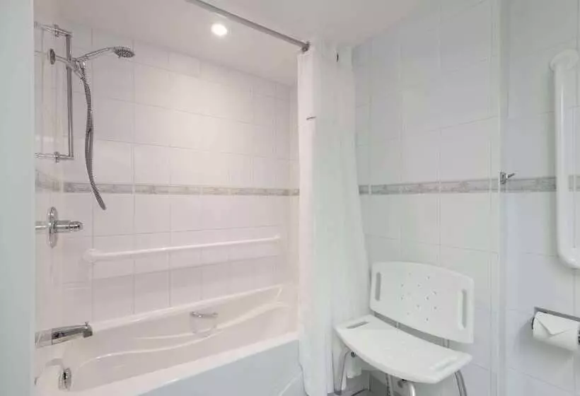 호텔 Ramada Plaza By Wyndham Gatineau/manoir Du Casino