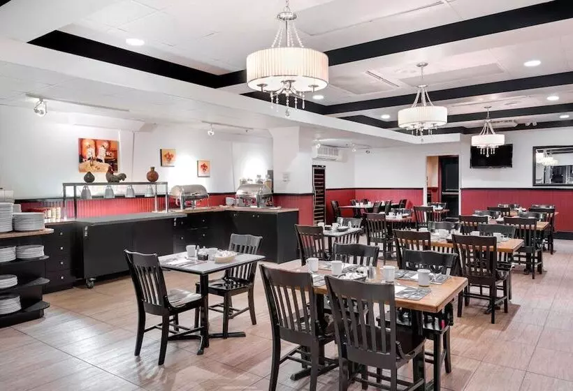 호텔 Ramada Plaza By Wyndham Gatineau/manoir Du Casino