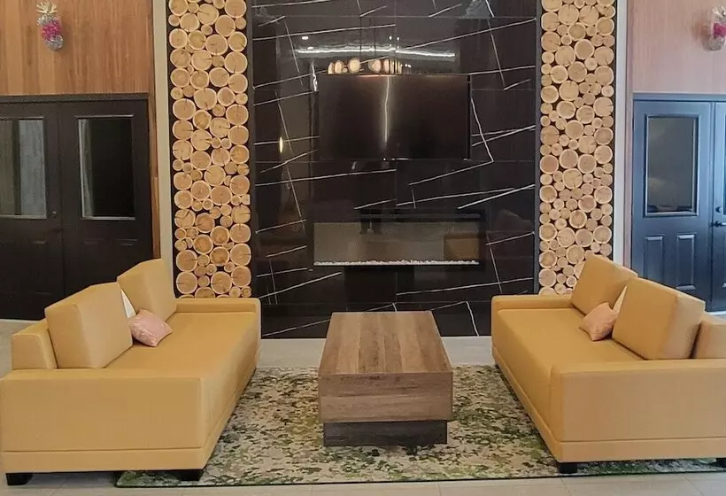 ホテル Ramada Plaza By Wyndham Gatineau/manoir Du Casino