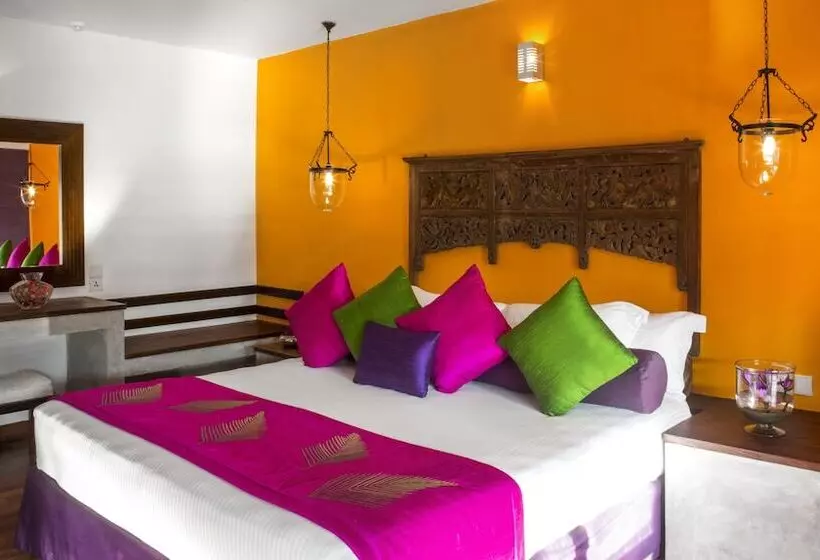 Отель Royal Palms Beach