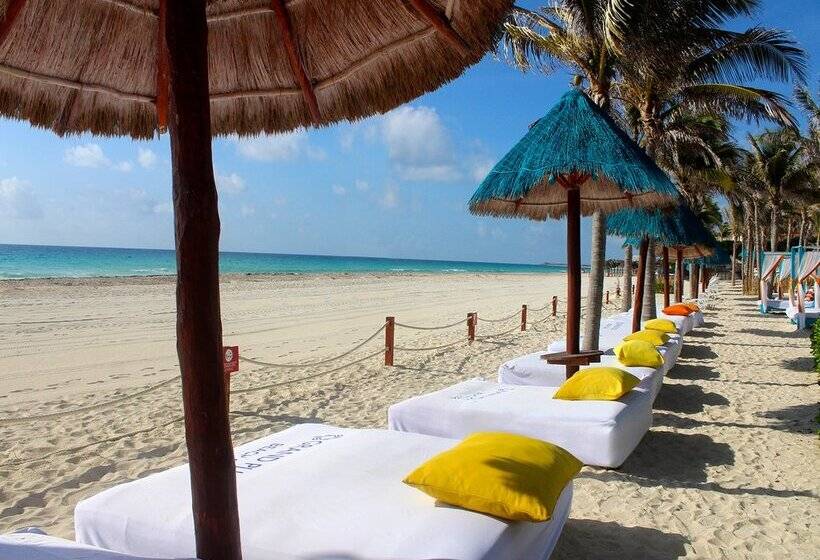 استراحتگاه Grand Oasis Cancun