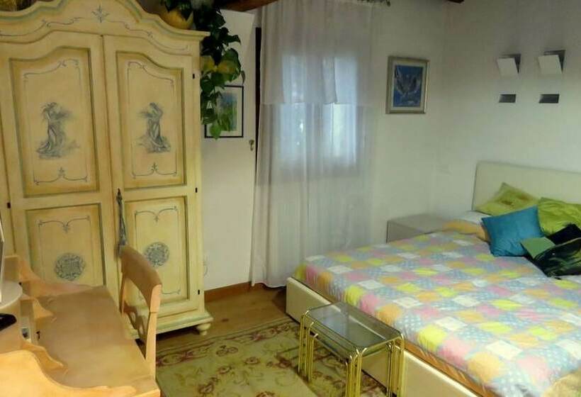 مبيت وإفطار Antica Casa Sandri