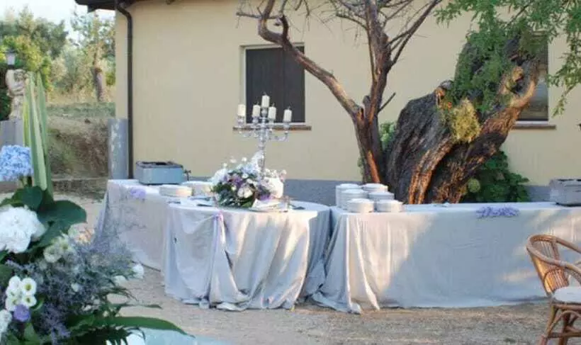 Aamiaismajoitus (B&B) Feudo Di Villa Anticaglia