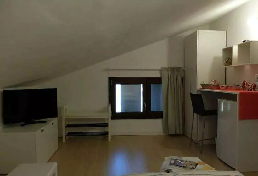 تختخواب و صبحانه Il Casale Verde