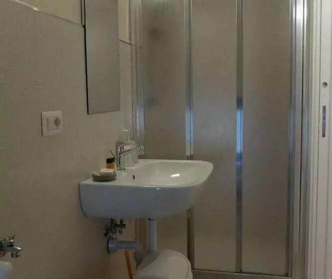 تختخواب و صبحانه Il Casale Verde