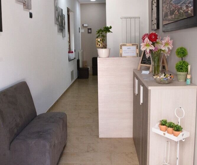 تختخواب و صبحانه Sylva Mala Home