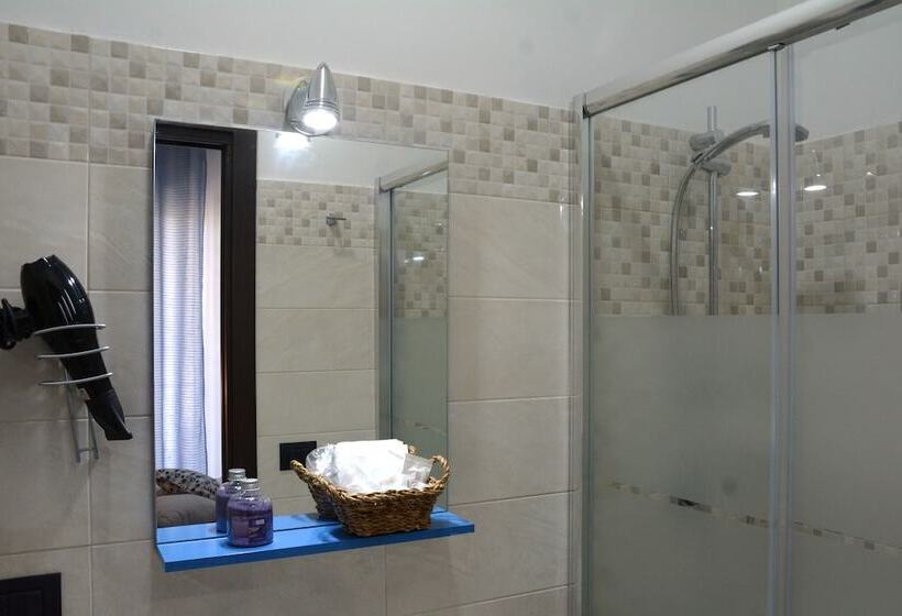 تختخواب و صبحانه Sylva Mala Home