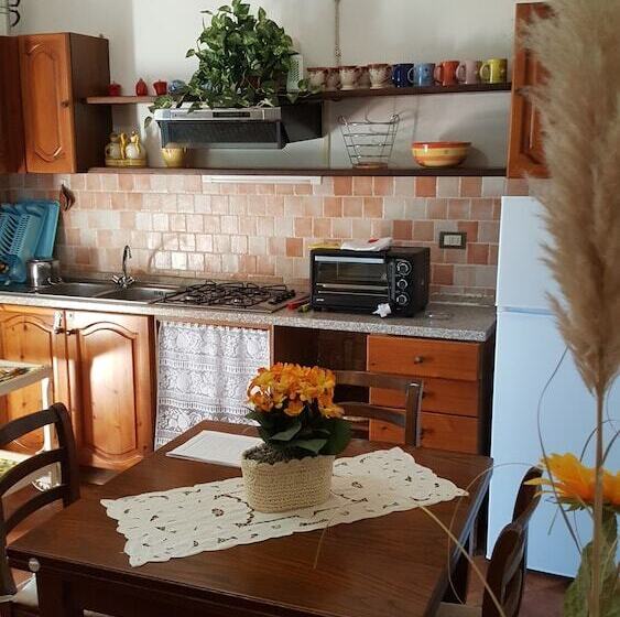 فندق ريفى Agriturismo Aiola