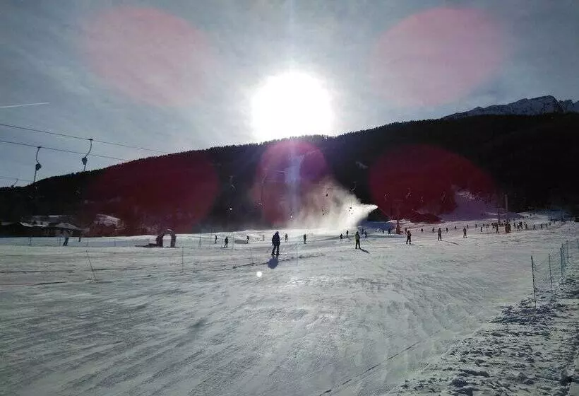 Majatalo Bed & Rooms , Apartments Corte Rossa