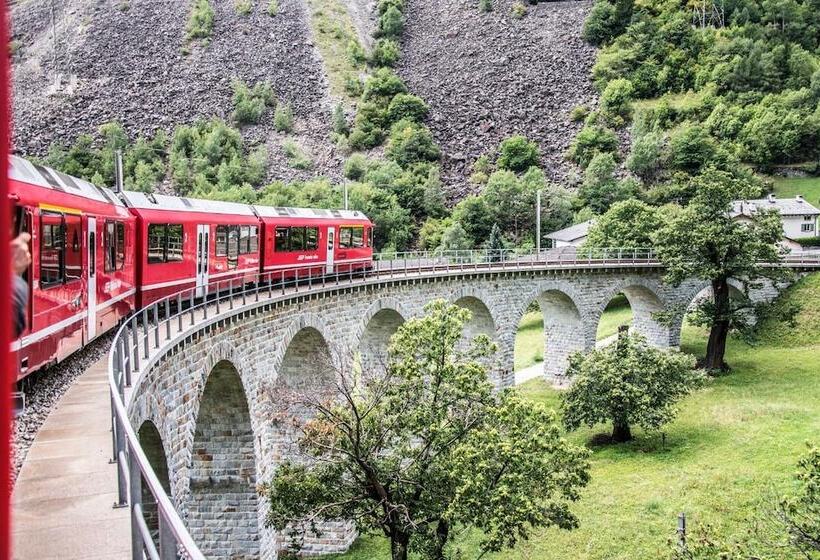 Пансион Bed & Rooms , Apartments Corte Rossa