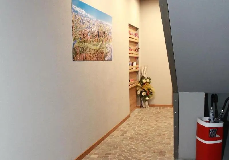 ペンション Bed & Rooms , Apartments Corte Rossa