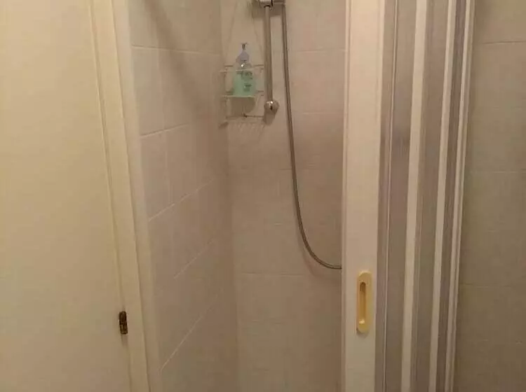 Aamiaismajoitus (B&B) Edera Rooms And Apartment