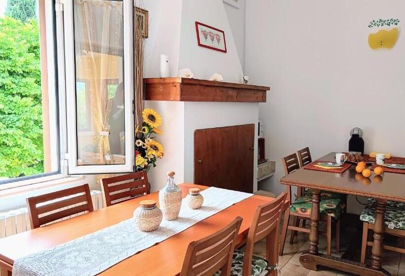 צימר Edera Rooms And Apartment