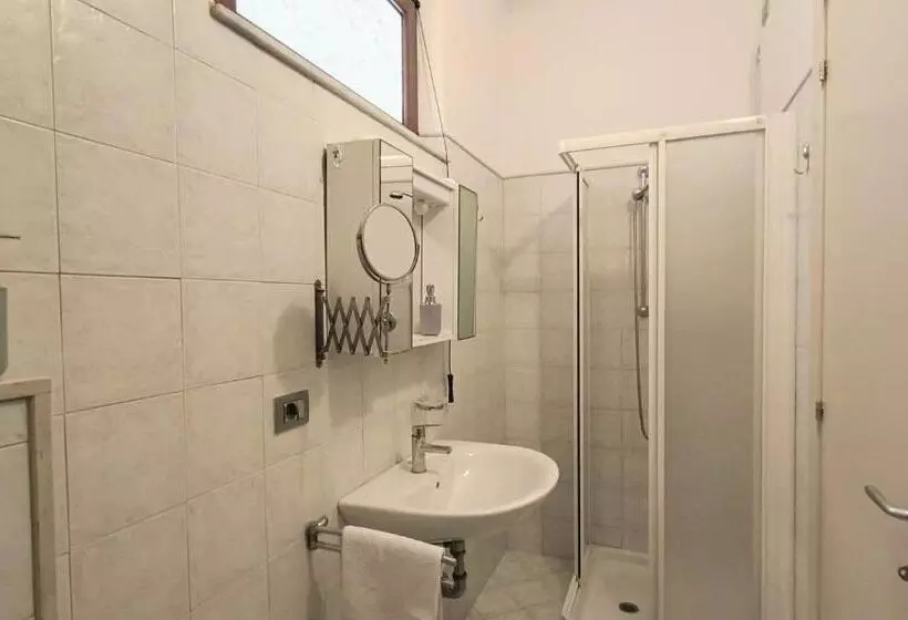 Aamiaismajoitus (B&B) Edera Rooms And Apartment