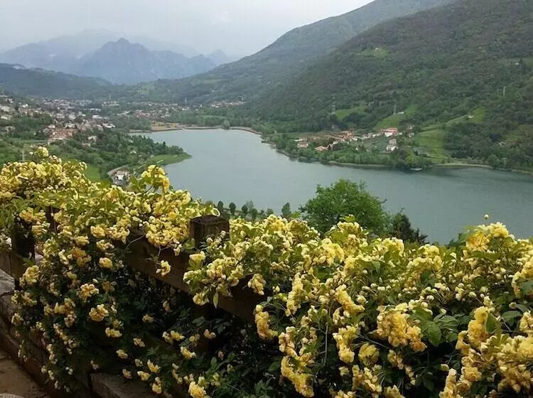 Aamiaismajoitus (B&B) Il Lago Racconta