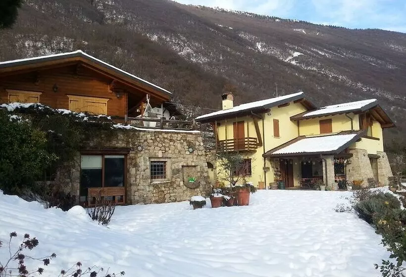 Aamiaismajoitus (B&B) Il Lago Racconta