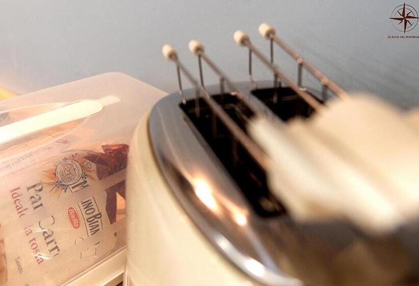 تختخواب و صبحانه Le Suite Del Nostromo