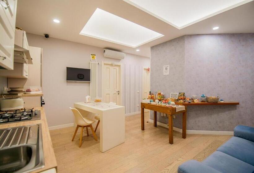 تختخواب و صبحانه Le Suite Del Nostromo