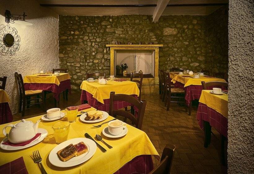 פונדק Stockholm Rooms