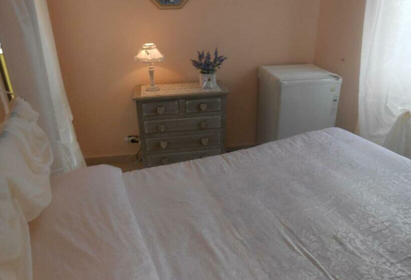 פונדק The Sunrise