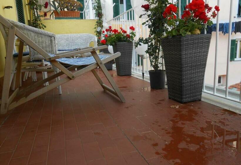 פונדק The Sunrise