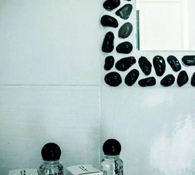 Hotelli Oliveto A Mare   Suite & Apartment