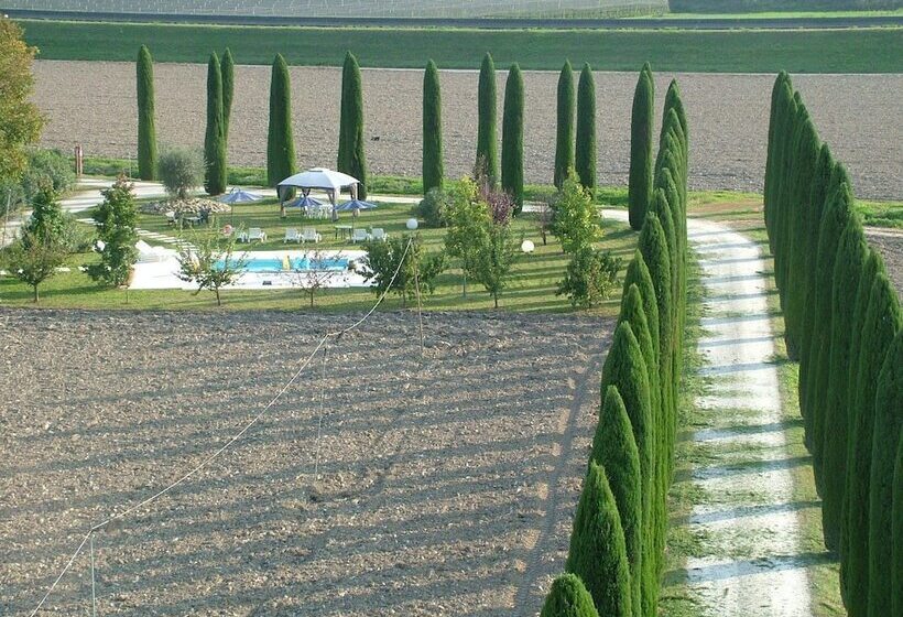 田舎風ホテル Bb Mambrotta