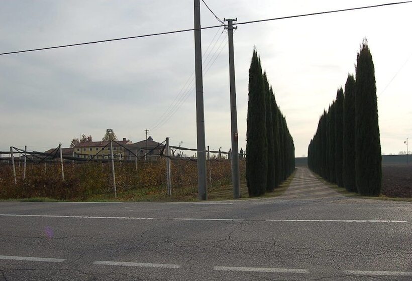 田舎風ホテル Bb Mambrotta