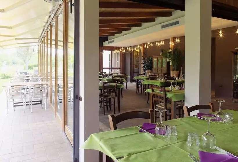 田舎風ホテル Agriturismo La Cantina Di Bacco