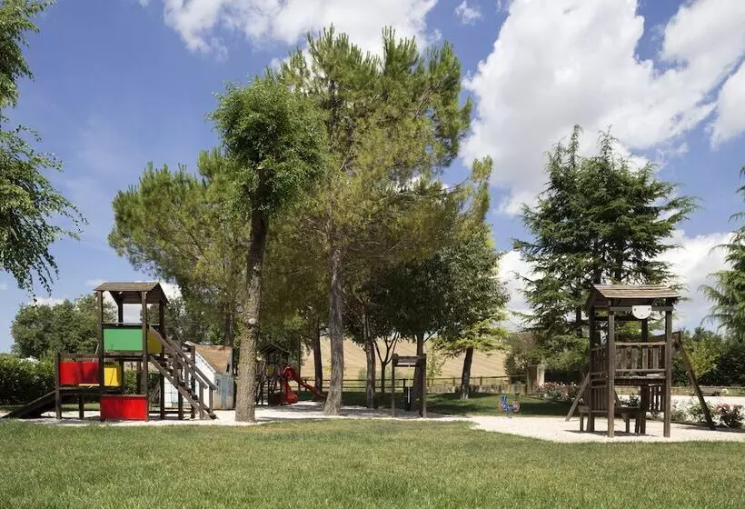 田舎風ホテル Agriturismo La Cantina Di Bacco