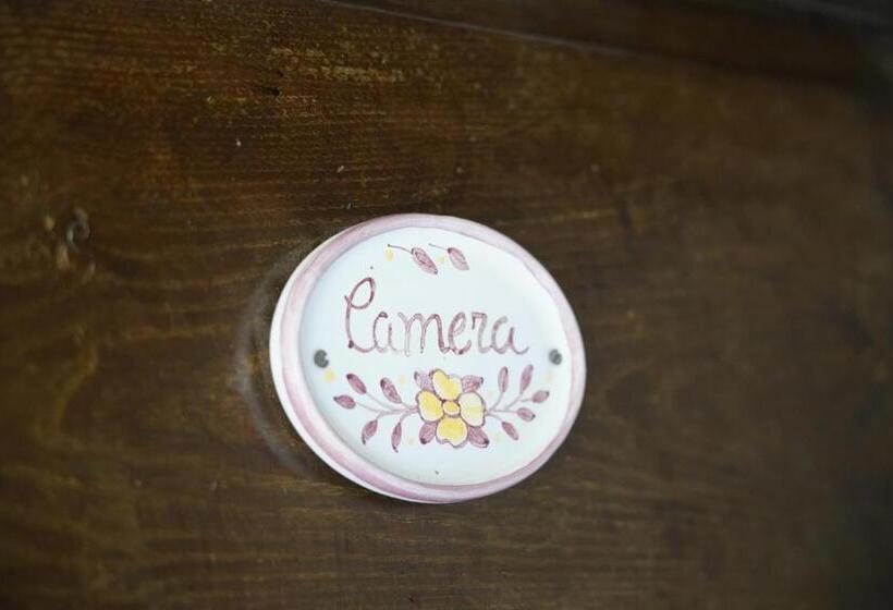 교외 호텔 Agriturismo La Colombella