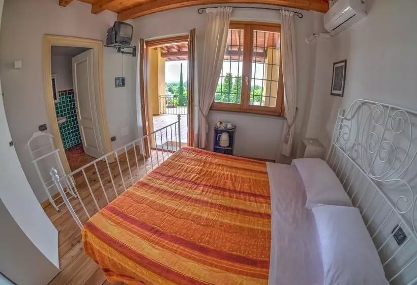 Maaseutuhotelli Agriturismo Villa Antonella