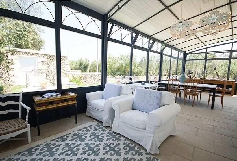 בית מלון כפרי Masseria Spartivento