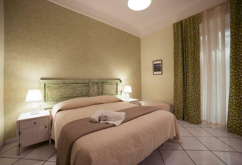 تختخواب و صبحانه La Tartaruga