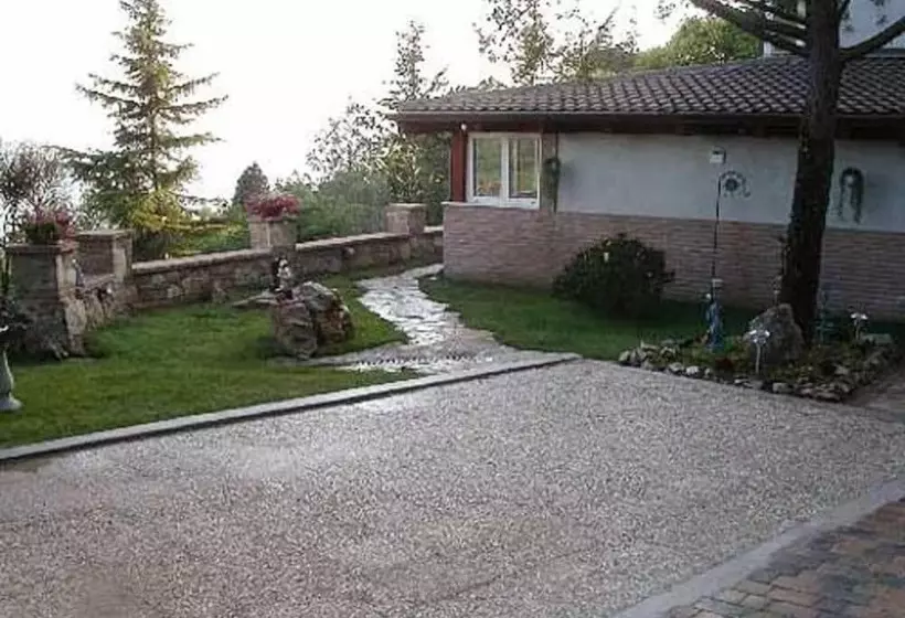 تختخواب و صبحانه Villa Trasimeno