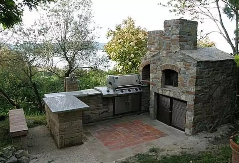 تختخواب و صبحانه Villa Trasimeno