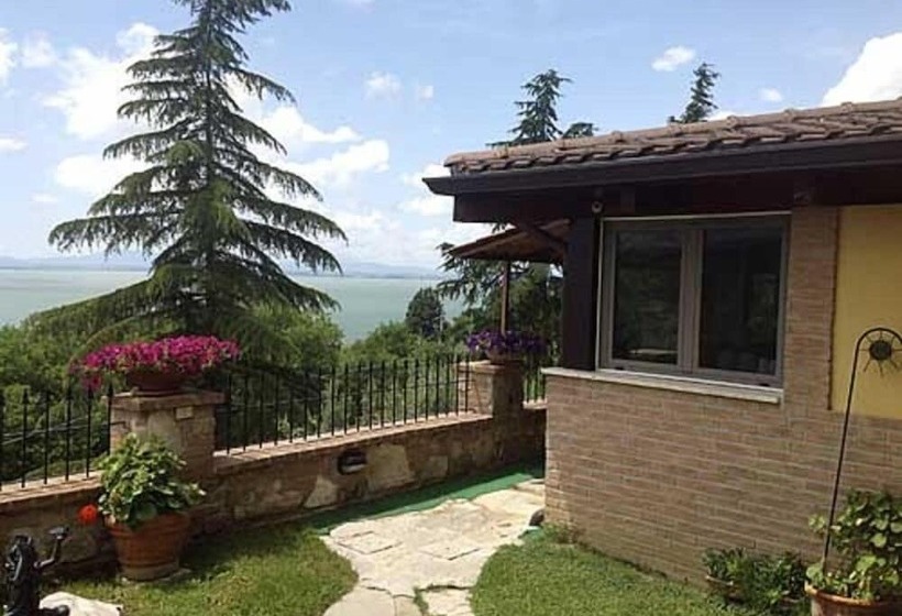 مبيت وإفطار Villa Trasimeno