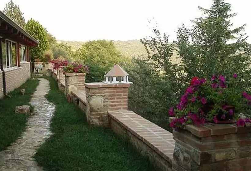 تختخواب و صبحانه Villa Trasimeno
