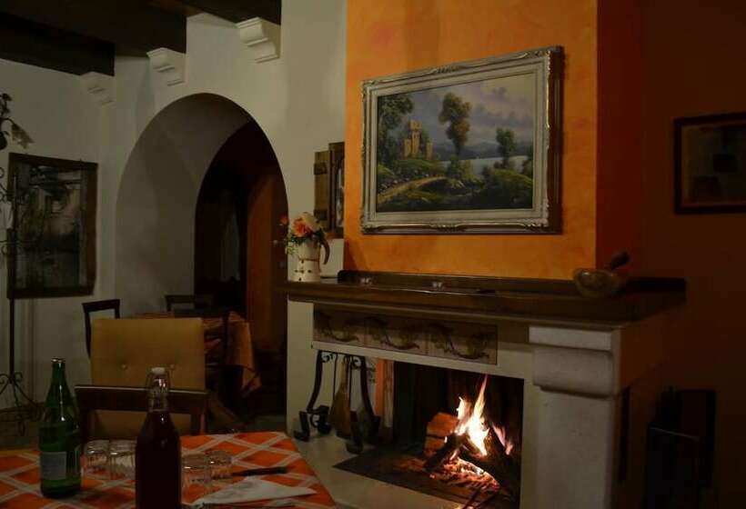 田舎風ホテル Agriturismo La Palazza