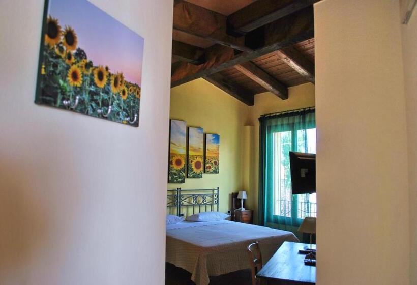 בית מלון כפרי Il Murello