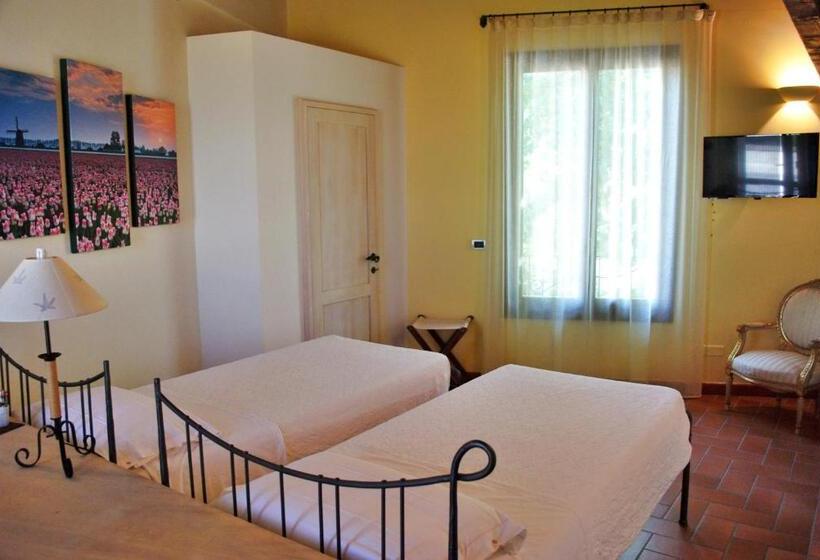 בית מלון כפרי Il Murello