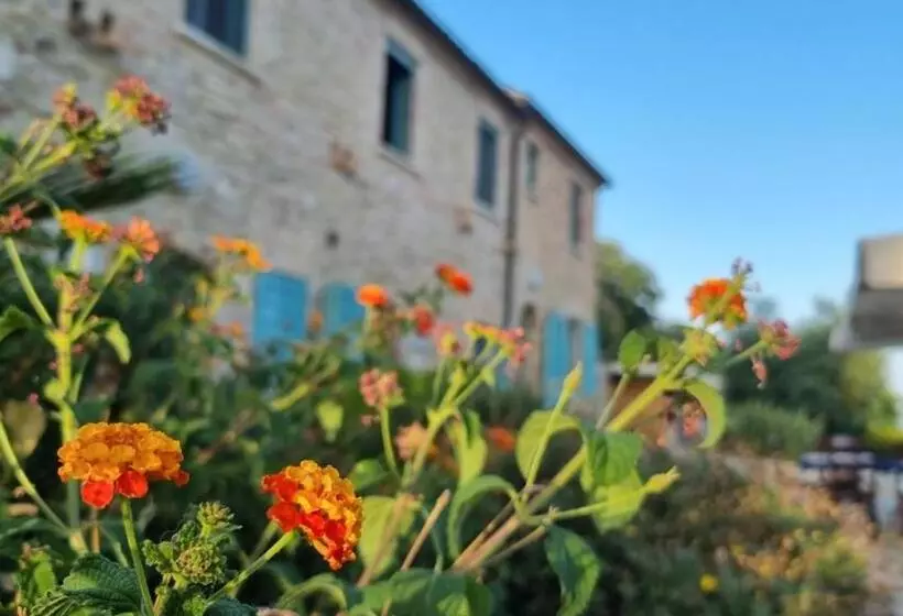 La Sorgente Country House